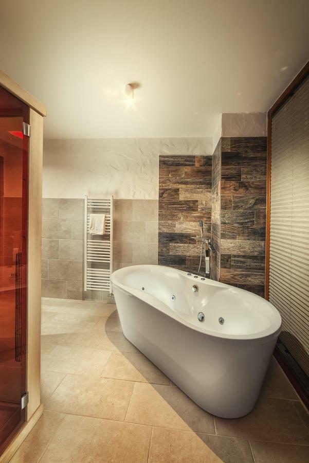Apartment Sophie De Luxe เดมานอฟสกา โดลินา ภายนอก รูปภาพ