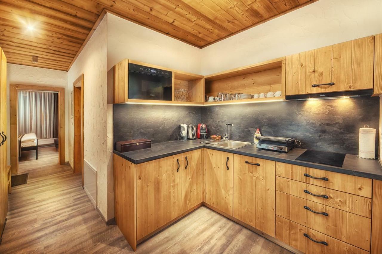 Apartment Sophie De Luxe เดมานอฟสกา โดลินา ภายนอก รูปภาพ