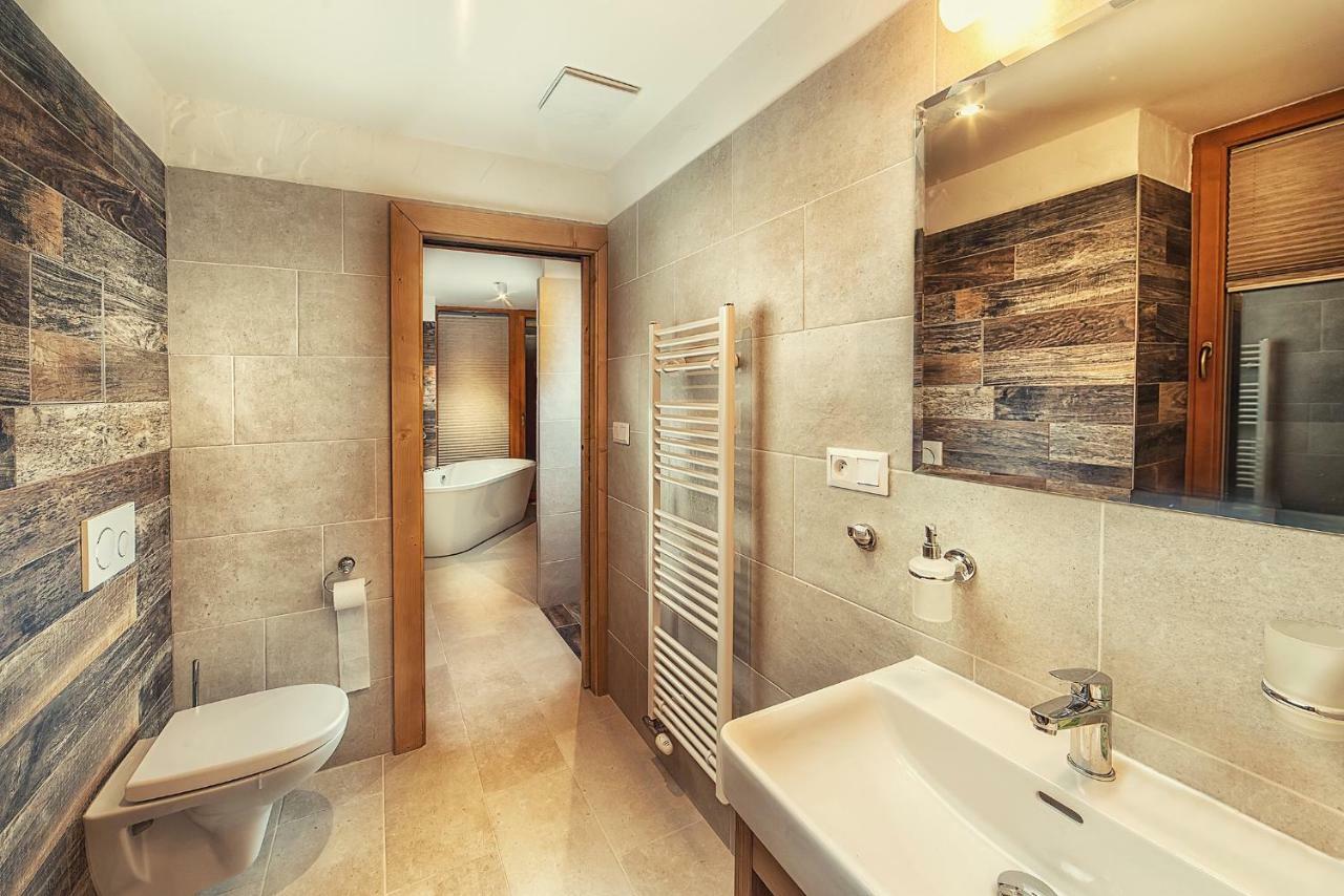 Apartment Sophie De Luxe เดมานอฟสกา โดลินา ภายนอก รูปภาพ