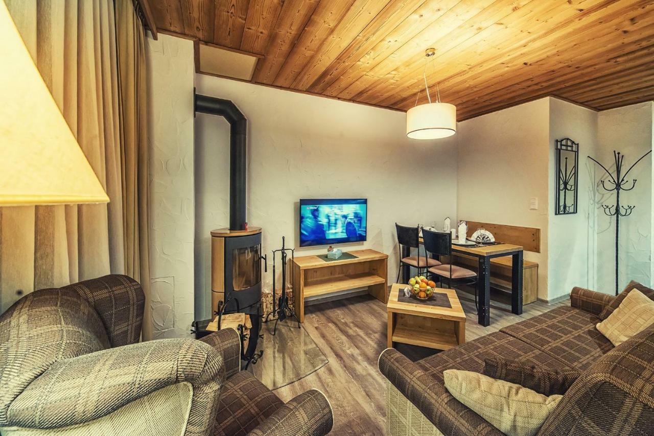 Apartment Sophie De Luxe เดมานอฟสกา โดลินา ภายนอก รูปภาพ